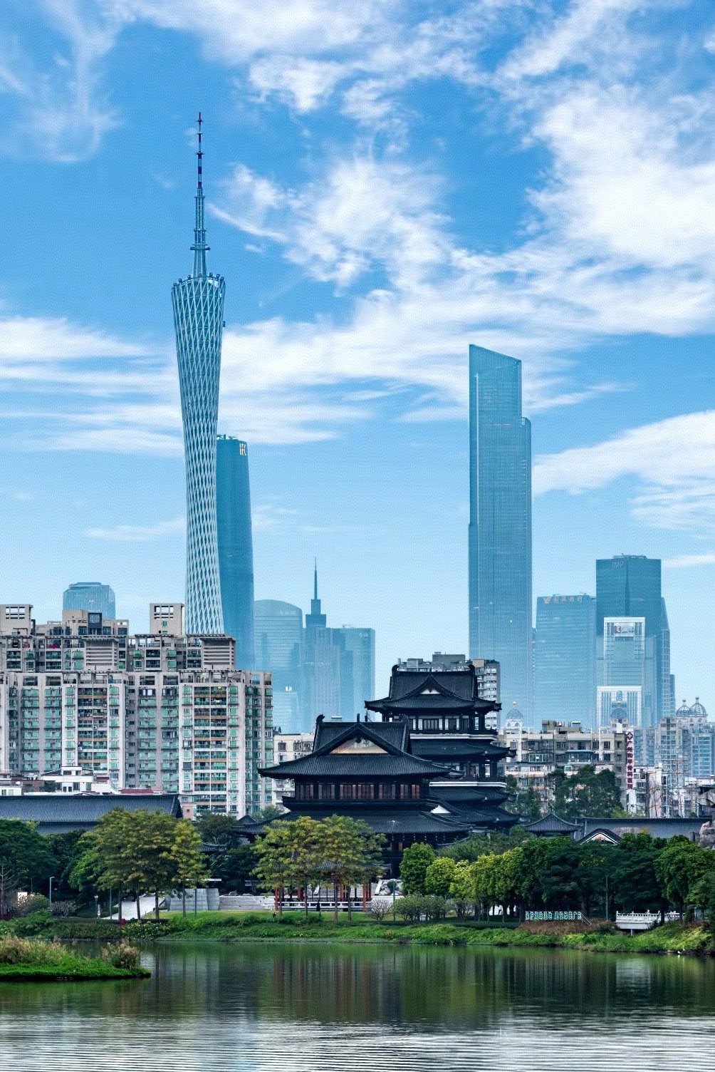 广东小巷美食秘境，一家特色小店的独特风味