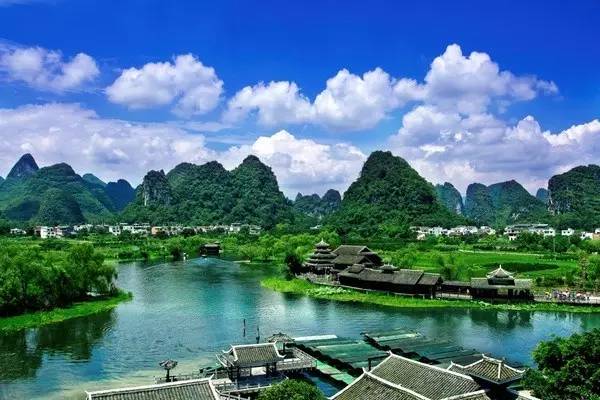 四川，致敬各位来宾与朋友们