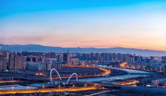 呼和浩特，千年古城的现代化交响曲